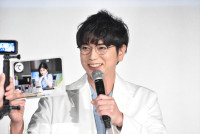 松本潤、日曜劇場『19番目のカルテ』第1話先行試写会＆舞台挨拶に登場