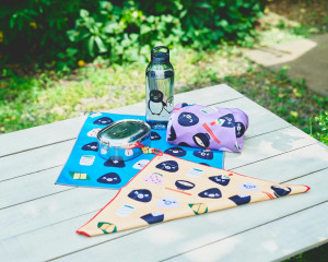 ほんのり屋“Suicaのペンギングッズ付きおむすびセット”発売！　便利な「くっつく保冷クロス」が付属