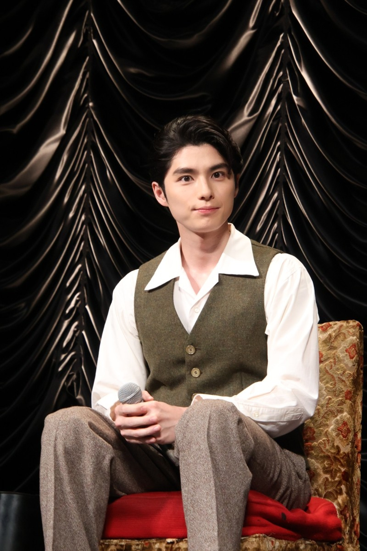 本田響矢、昭和舞台の作品続き「ほぼ令和がない年に」　音楽劇『エノケン』で7年ぶり舞台