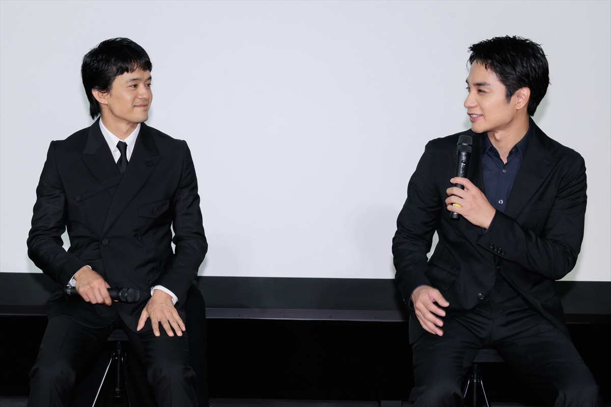 仲野太賀、父・中野英雄と親子共演　真正面での対峙に「誰かのいたずらかな？」
