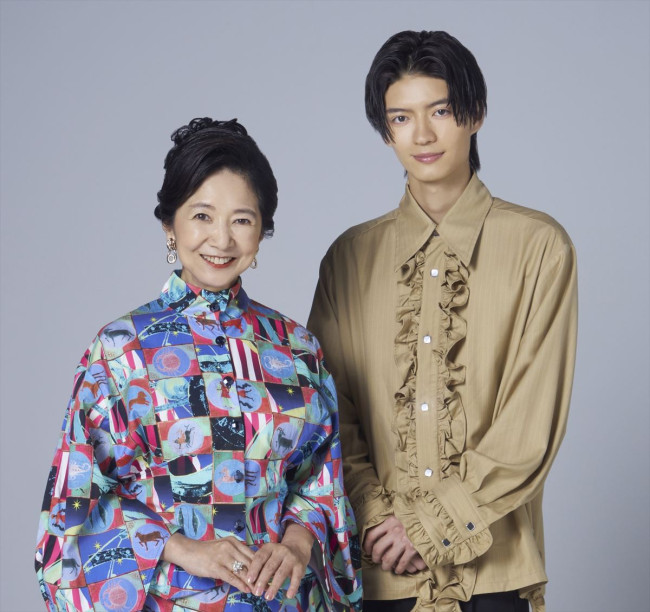ドラマ『介護スナックベルサイユ』（左から）主演の宮崎美子、出演する杢代和人