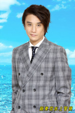 ドラマ『新東京水上警察』に出演する長谷川純