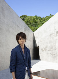 櫻井翔が初登場した『Casa BRUTUS』2010年9月号のアザーカット