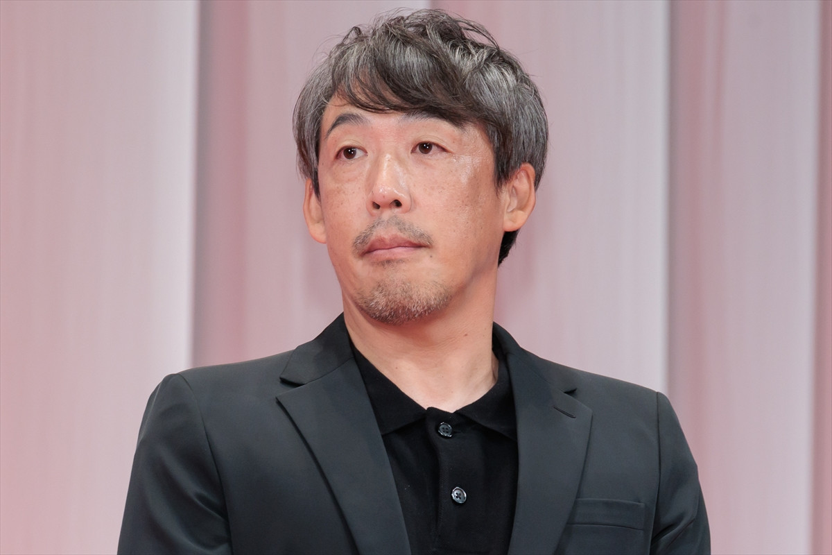 松下洸平、結婚発表後初の公の場 “幼稚園児サイズ”のネクタイに「和みました」