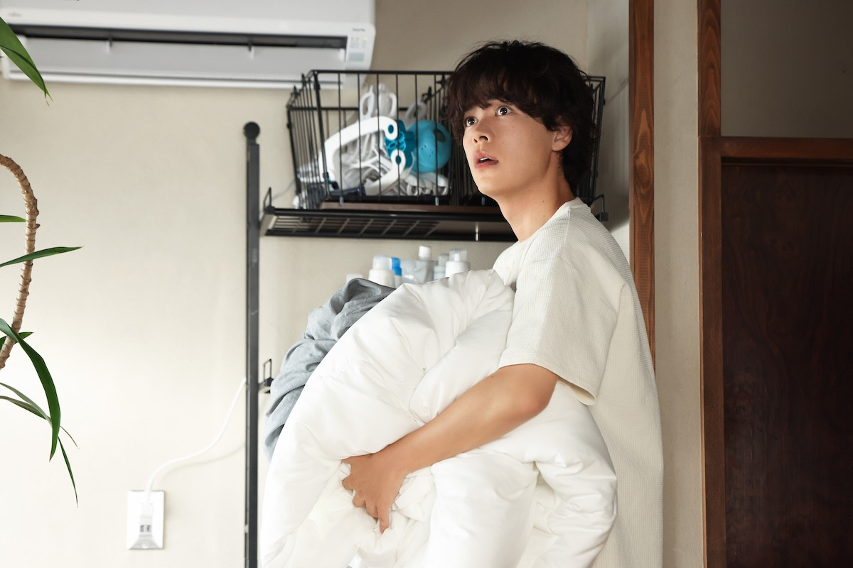 『初恋DOGs』第7話　“愛子”清原果耶、母を交えて“快”成田凌＆“ソハ”ナ・イヌと夕食を囲む