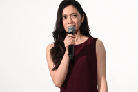 二階堂ふみ、結婚後初の公の場　報道陣からの「おめでとう」にはにかむ