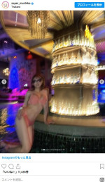 バンコクのリゾートを満喫中のてんちむ　※「てんちむ」インスタグラム