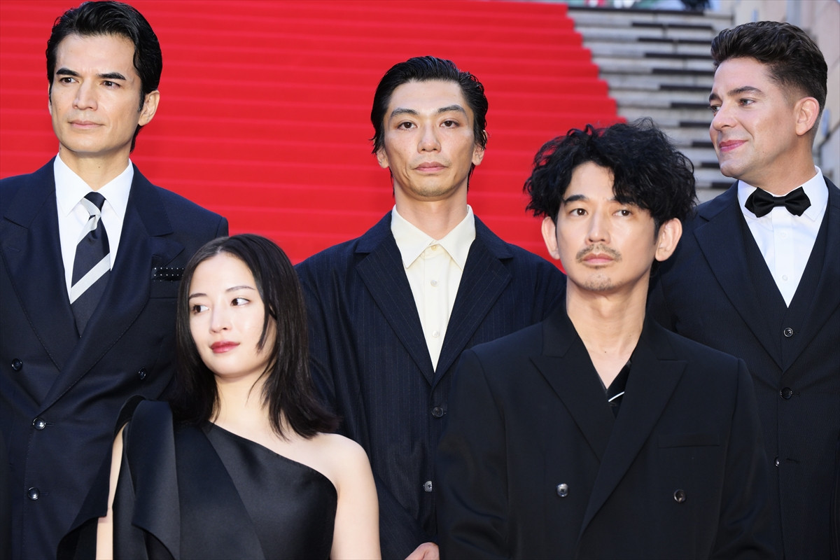妻夫木聡、広瀬すず、窪田正孝ら豪華キャスト、映画『宝島』東京プレミアに登場
