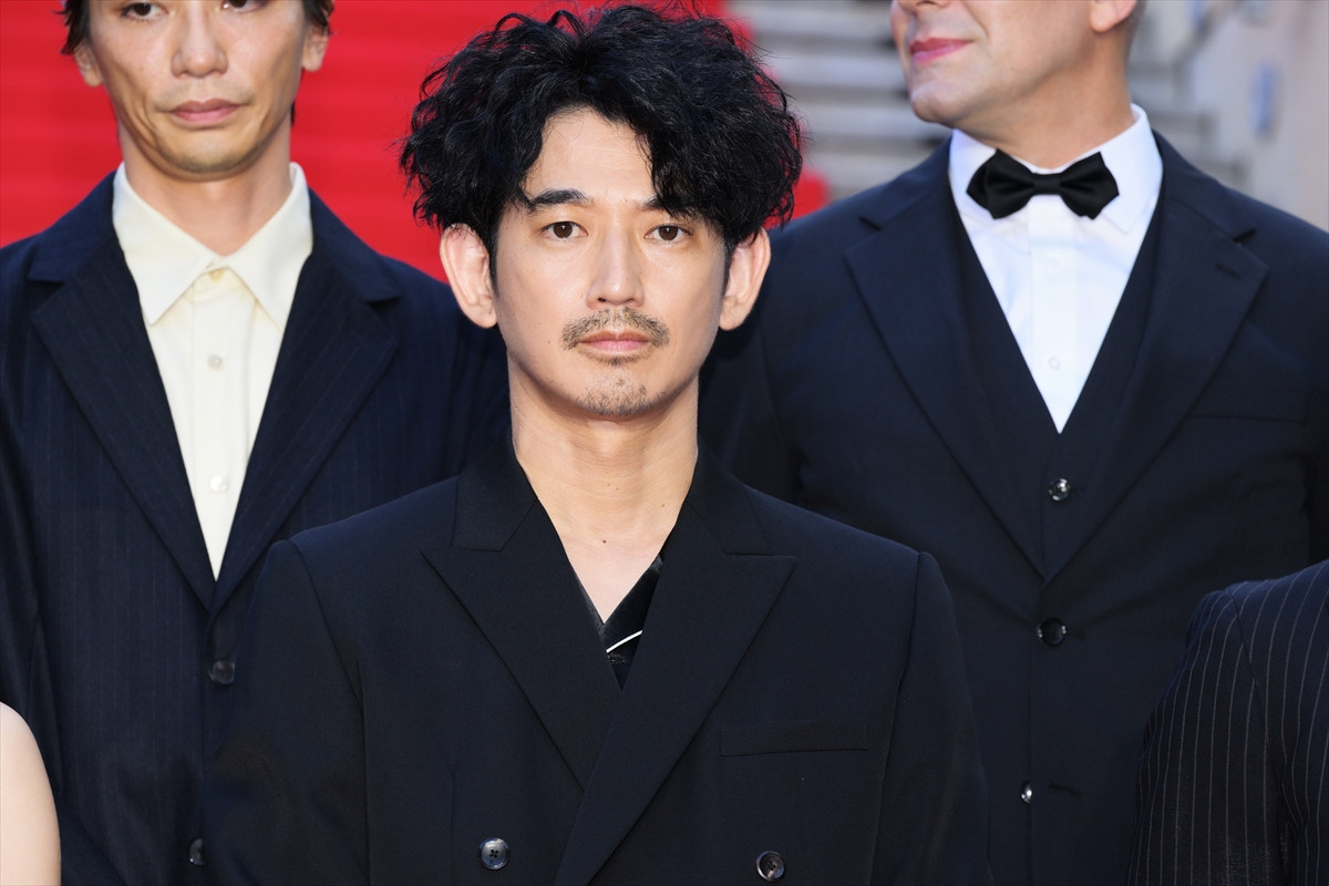妻夫木聡、広瀬すず、窪田正孝ら豪華キャスト、映画『宝島』東京プレミアに登場