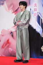 なにわ男子・長尾謙杜、映画『恋に至る病』完成披露舞台挨拶に登場