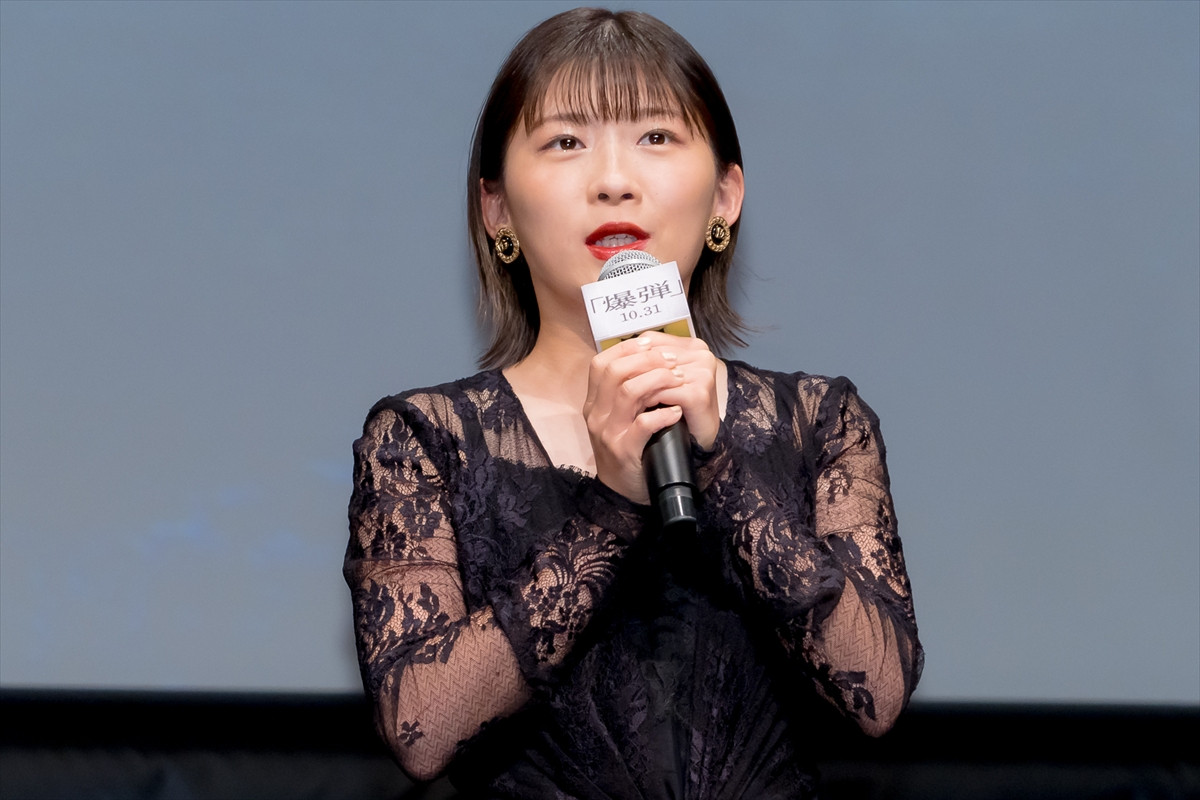 渡部篤郎、舞台挨拶で涙　佐藤二朗「いきなり泣き出すからびっくりしちゃった」