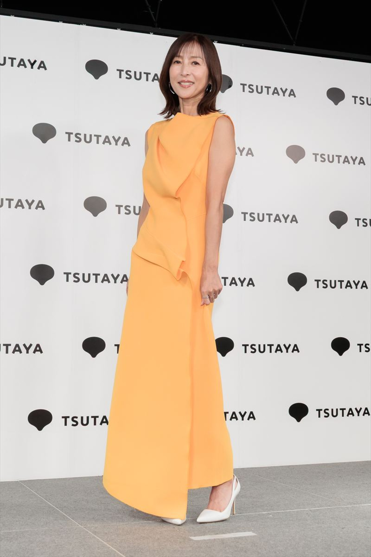 かとうれいこ56歳、今後のグラビア活動について言及　27年ぶり写真集は「浦島太郎状態」 