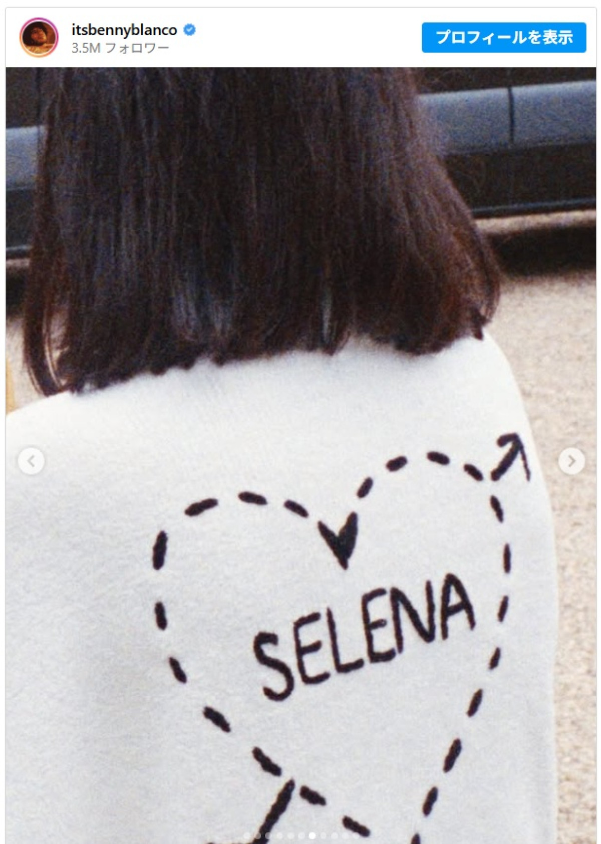 手を握るセレーナ・ゴメス＆テイラー・スウィフトの姿が胸熱！　ベニー・ブランコが結婚式の未公開ショットをシェア