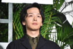 中村倫也、映画『ペリリュー ー楽園のゲルニカー』東京プレミアに登場