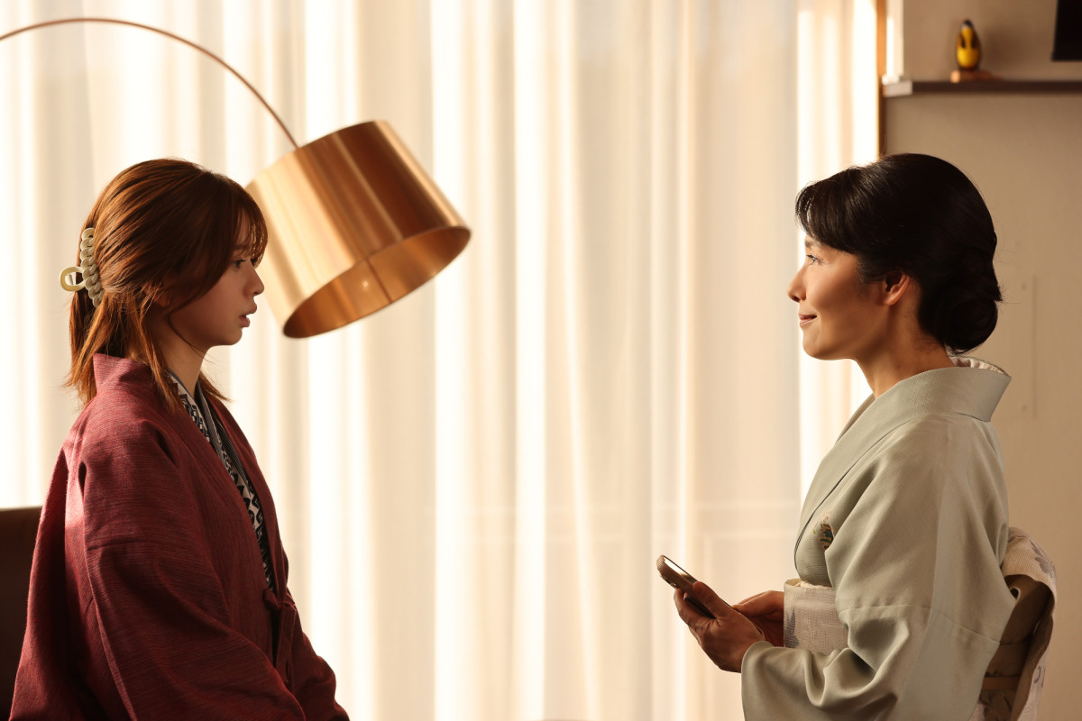 『ESCAPE』結以＆大介が同じベッドで眠る展開に反響「ハチリン尊い」「きゅんきゅんすぎた」