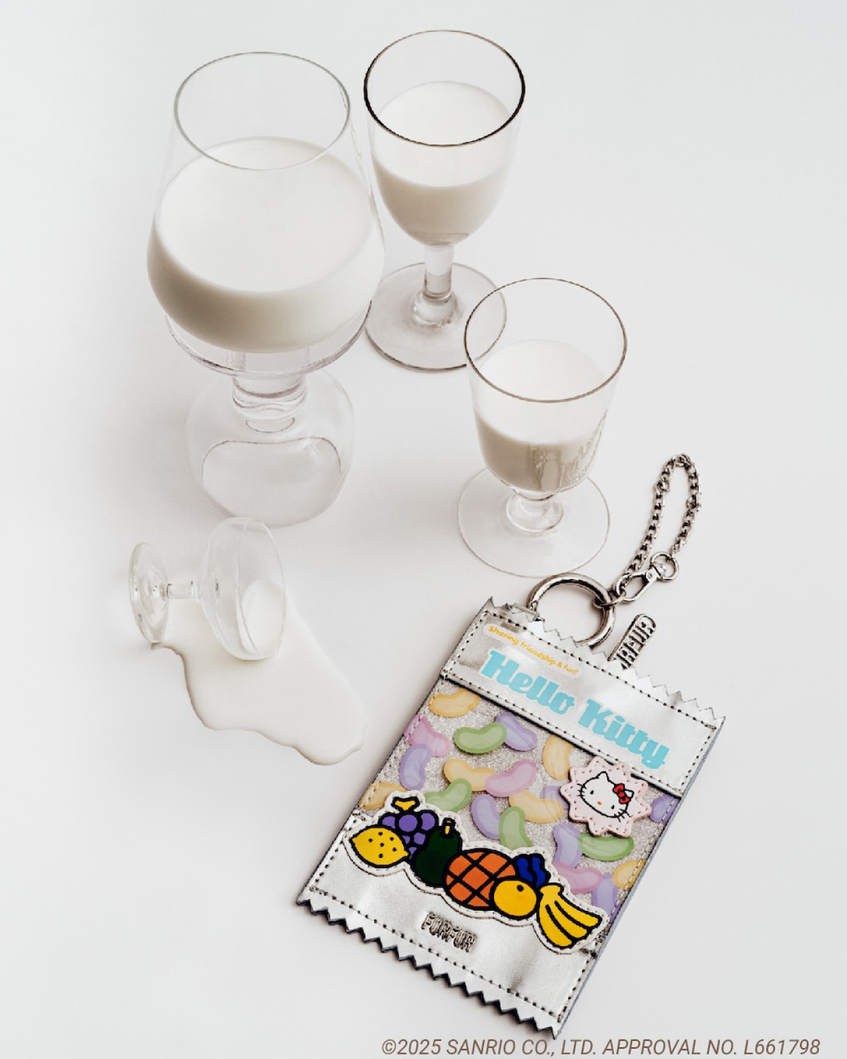 241120_「FURFUR」×ハローキティ