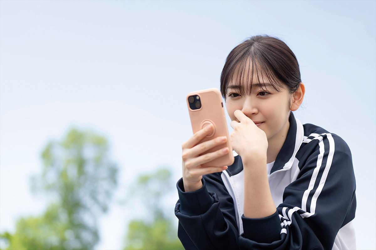 映画『ただいまって言える場所』ビジュアル＆予告解禁　主演・鈴木愛理が歌唱＆作詞担当した主題歌も