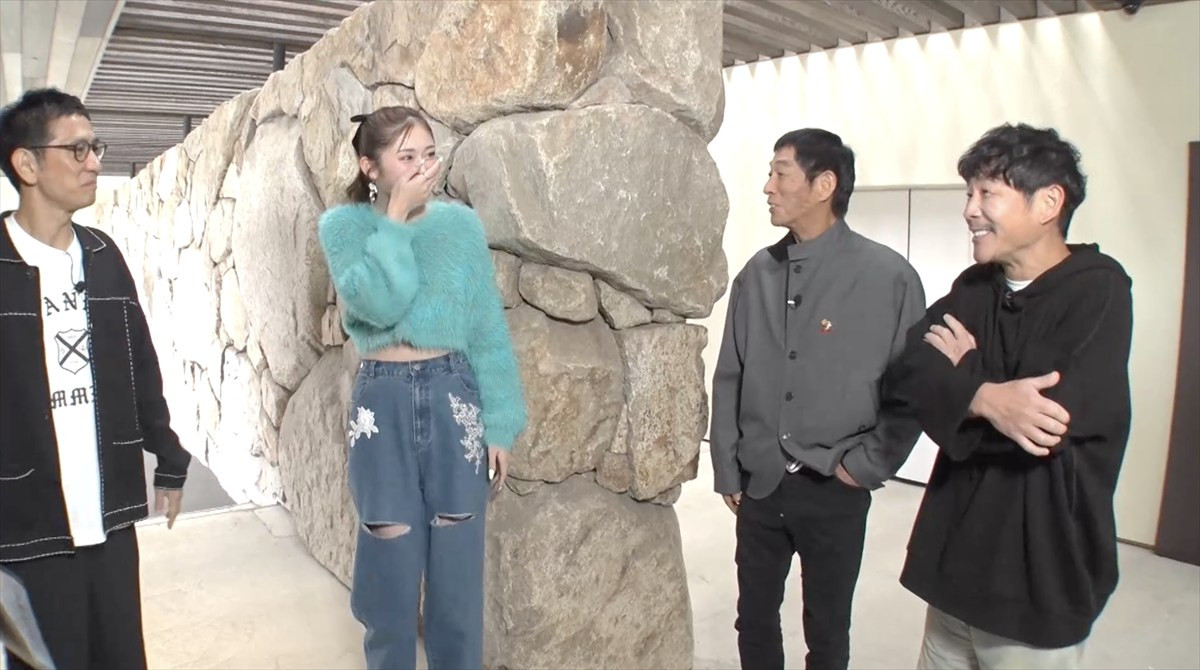 『誰も知らない明石家さんま』、明石家さんまが前澤友作氏の豪邸「千葉のサグラダ・ファミリア」に潜入　"お触り厳禁"床の間に驚愕！