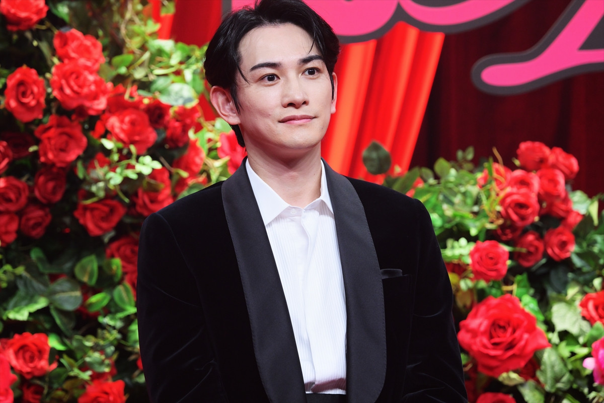 竹内涼真＆町田啓太、W主演作世界配信への心境語る「飛んでけ！って感じ」「万感の思い」