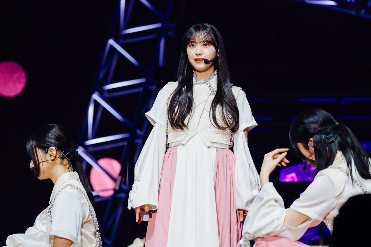 櫻坂46・井上梨名が卒業セレモニー開催「7年間のアイドル人生、100点満点です！」
