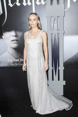 リリー＝ローズ・デップ