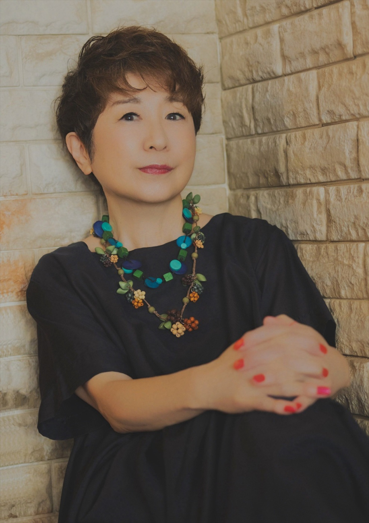 夜ドラ『替え玉ブラヴォー！』メインビジュアル解禁　吉沢悠、田中真弓、現役プリンシパルらの出演決定