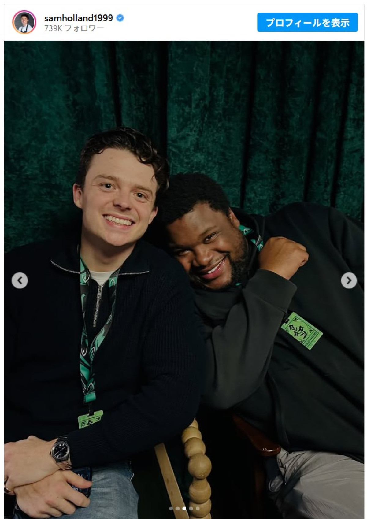 ゼンデイヤ、婚約者トム・ホランドの家族とロンドンでクリスマスを満喫中！　超貴重姿がシェアされる