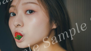 乃木坂46・梅澤美波2nd写真集『透明な覚悟』書店特典・折り目なしB3ポスター：HMV＆BOOKS SHIBUYA