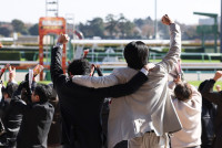 『ザ・ロイヤルファミリー』最終回より