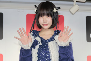 あの、『哲学なんていらない哲学』囲み取材に登場