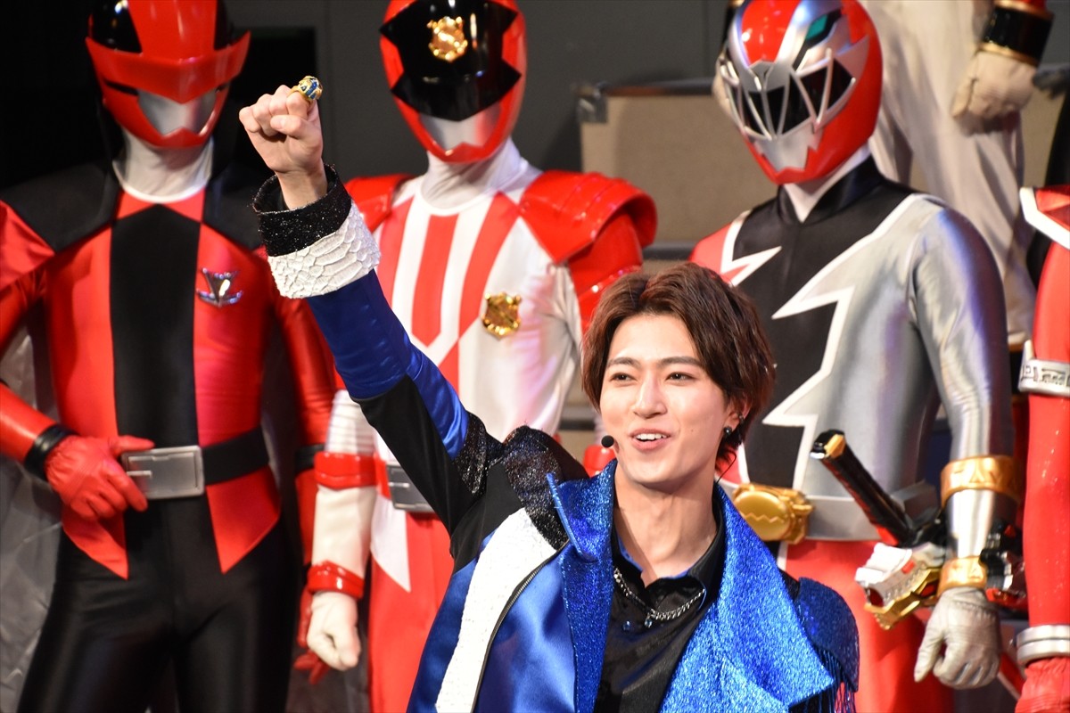 『ナンバーワン戦隊ゴジュウジャー』会見に歴代レッド集結！　“ゴジュウウルフ” 冬野心央「かけがえのない、愛される作品に」