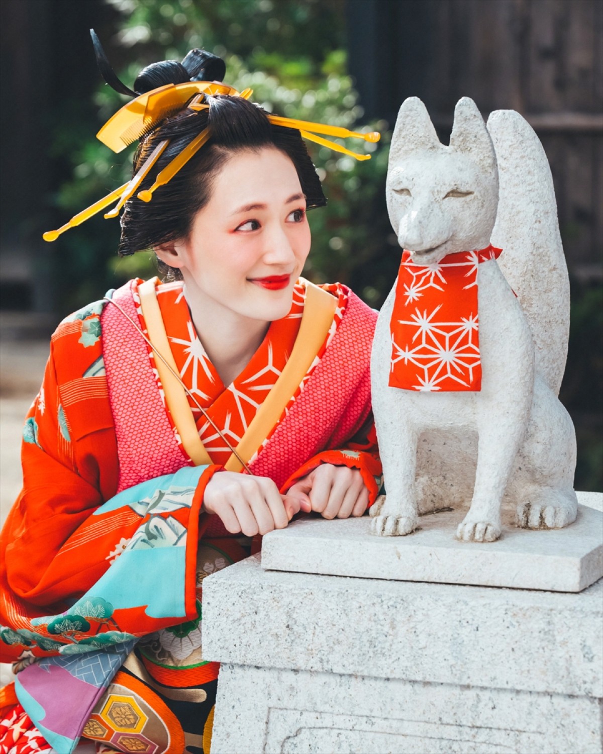 綾瀬はるか、大河ドラマ『べらぼう』語りだけでなく出演も！　九郎助稲荷役で花魁はじめ様々な姿で登場