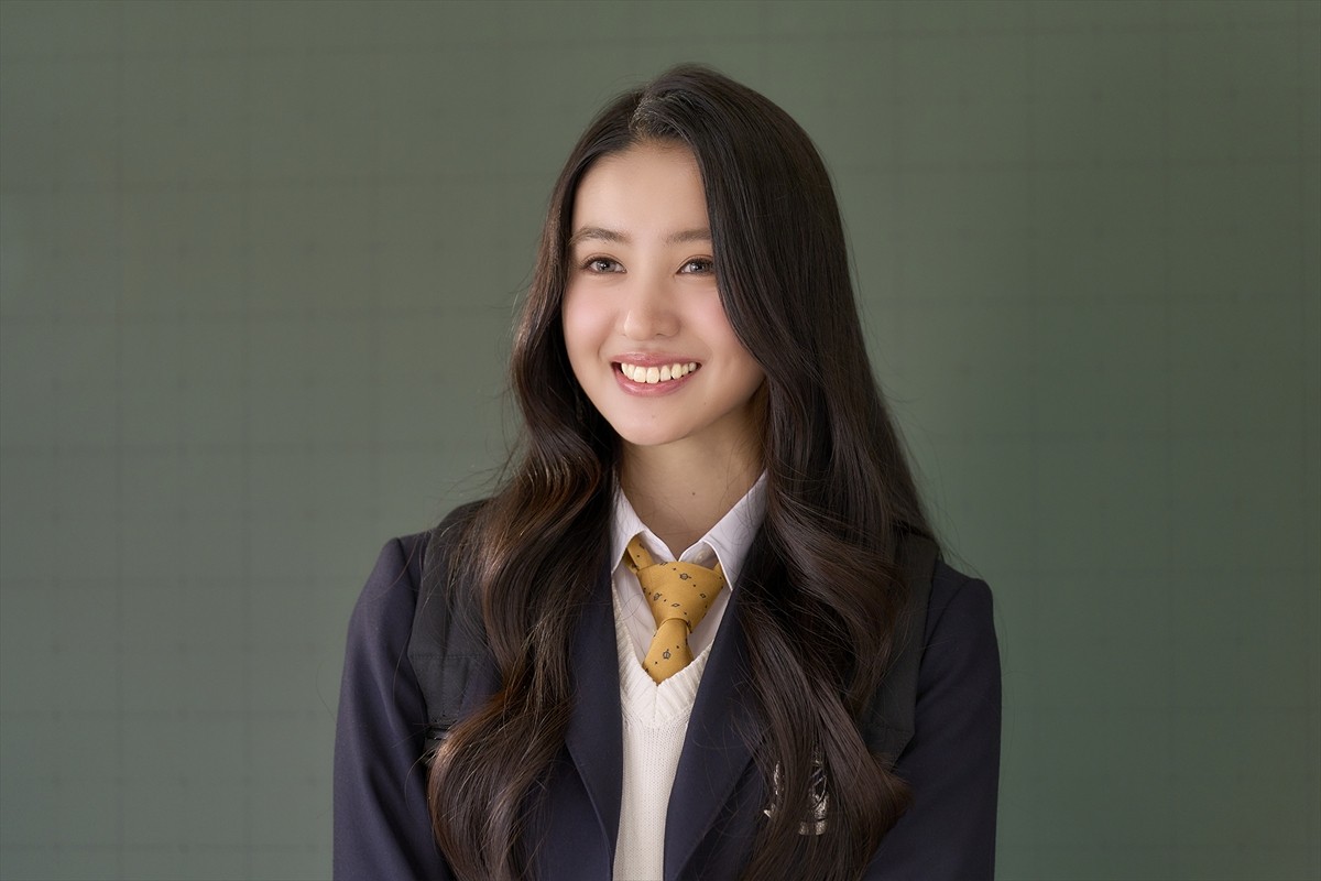 Koki,、すっぴん⇔女神のギャップがすごすぎる！　主演映画『女神降臨』場面写真解禁