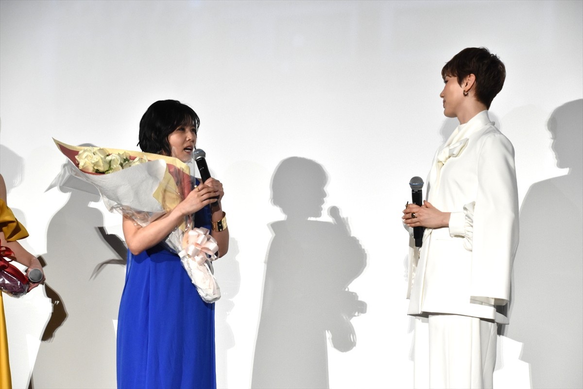 沢城みゆき、アンドレ役・豊永利行を差し置いて…!?　元宝塚雪組トップスター・彩風咲奈に大照れ