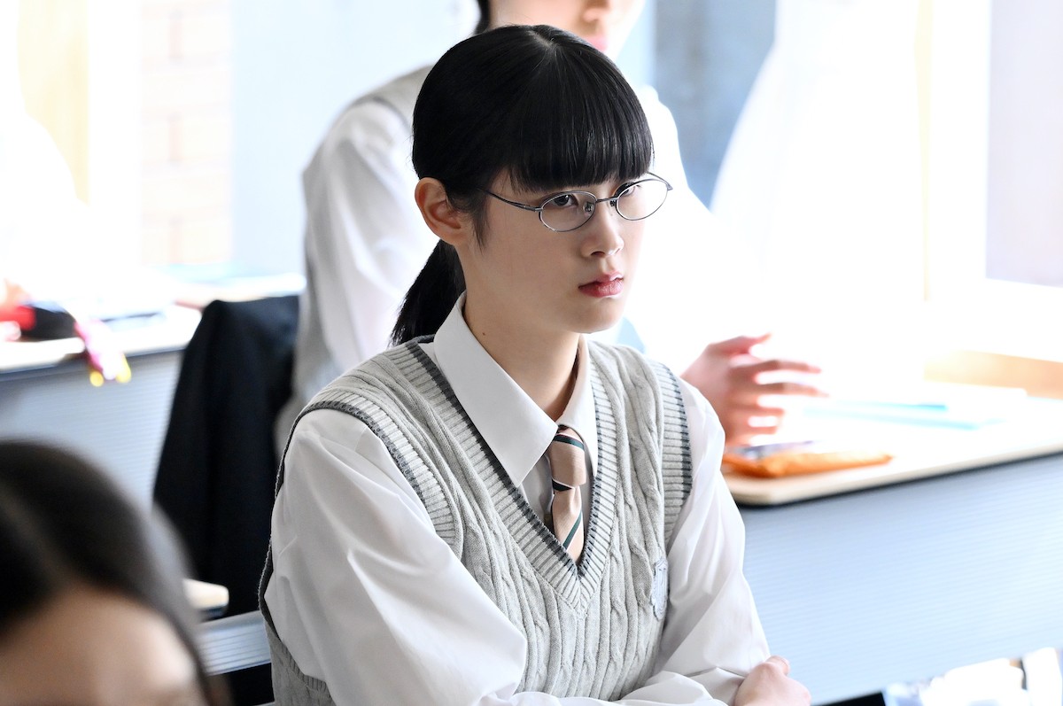『御上先生』第2話　“御上”松坂桃李、“神崎”奥平大兼による不倫記事について生徒たちに討論させる