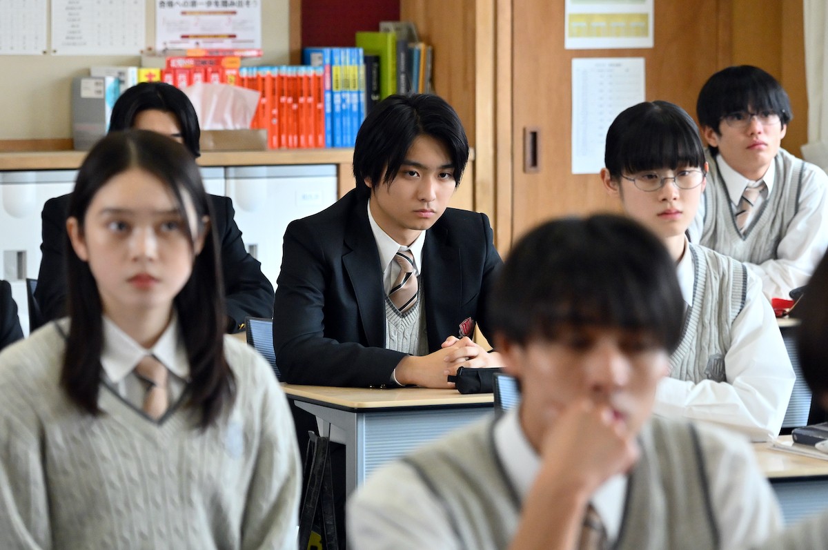 『御上先生』第5話　“御上”松坂桃李が再び、殺人犯“弓弦”堀田真由と面会