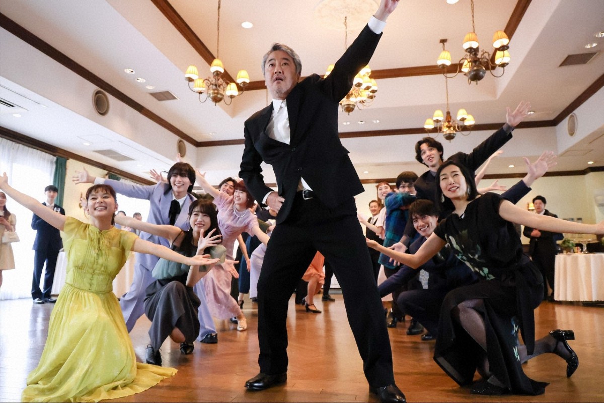 『まどか26歳』“城崎先生”佐藤隆太、名言連発に称賛続々「理想の上司」「ROOKIES思い出す」