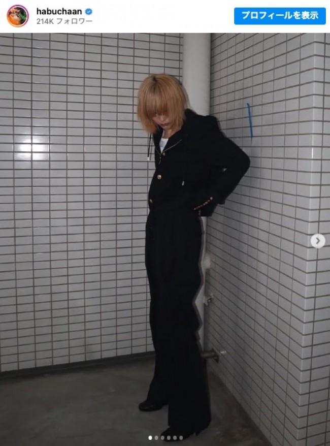 金髪姿に激変した元櫻坂46・土生瑞穂　※「土生瑞穂」インスタグラム