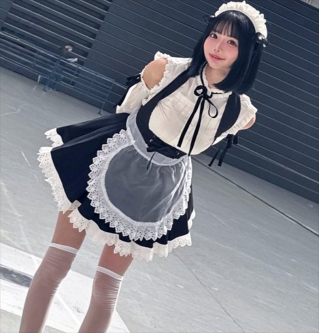 米倉みゆ、メイドコス姿　※「米倉みゆ」エックス
