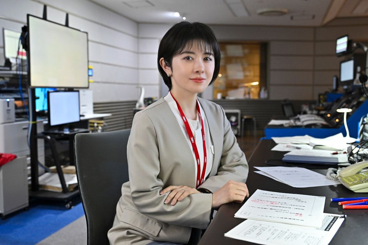 阿部寛主演『キャスター』、テレビ局会長役に高橋英樹！　番組スタッフ役には音尾琢真・岡部たかし・宮澤エマら6名決定
