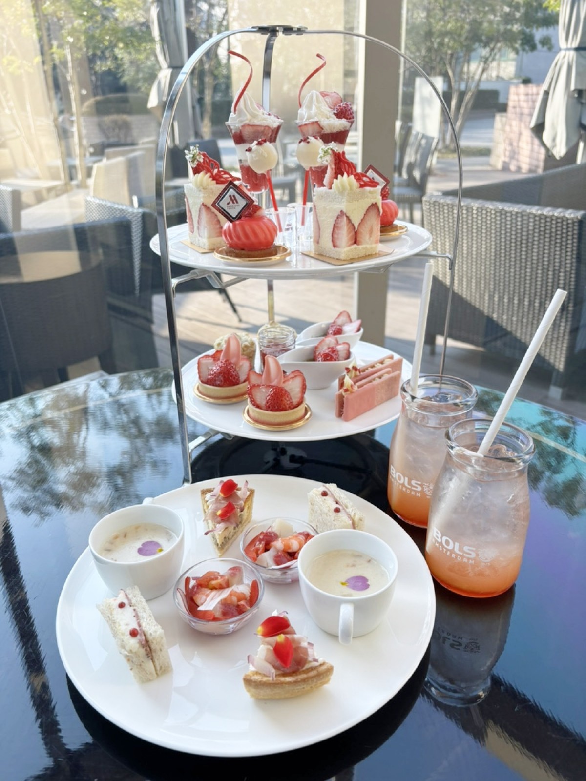 「HARUMEKU Afternoon Tea -Strawberry × WhiteChocolate-」