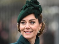 キャサリン妃が聖パトリックデーのパレートに2年ぶりに参加　メーガン妃はグリーンのワッフルでお祝い