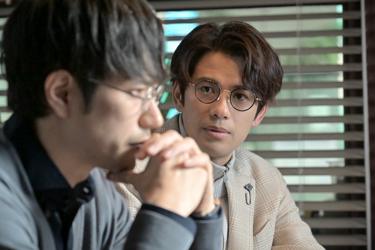 『クジャクのダンス、誰が見た？』第8話　“心麦”広瀬すず、刑事“赤沢”藤本隆宏に事件の見直しを求める