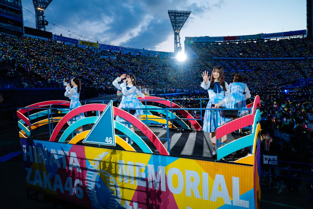 日向坂46「6回目のひな誕祭」　全曲披露5時間のステージに　卒業メンバーもサプライズ登場