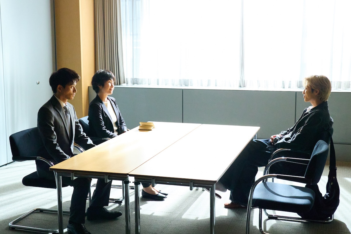 『恋は闇』“浩暉”志尊淳＆“万琴”岸井ゆきの、悔し涙→濃厚キスに視聴者悲鳴「これはあかん」「心臓バックバク」（ネタバレあり）