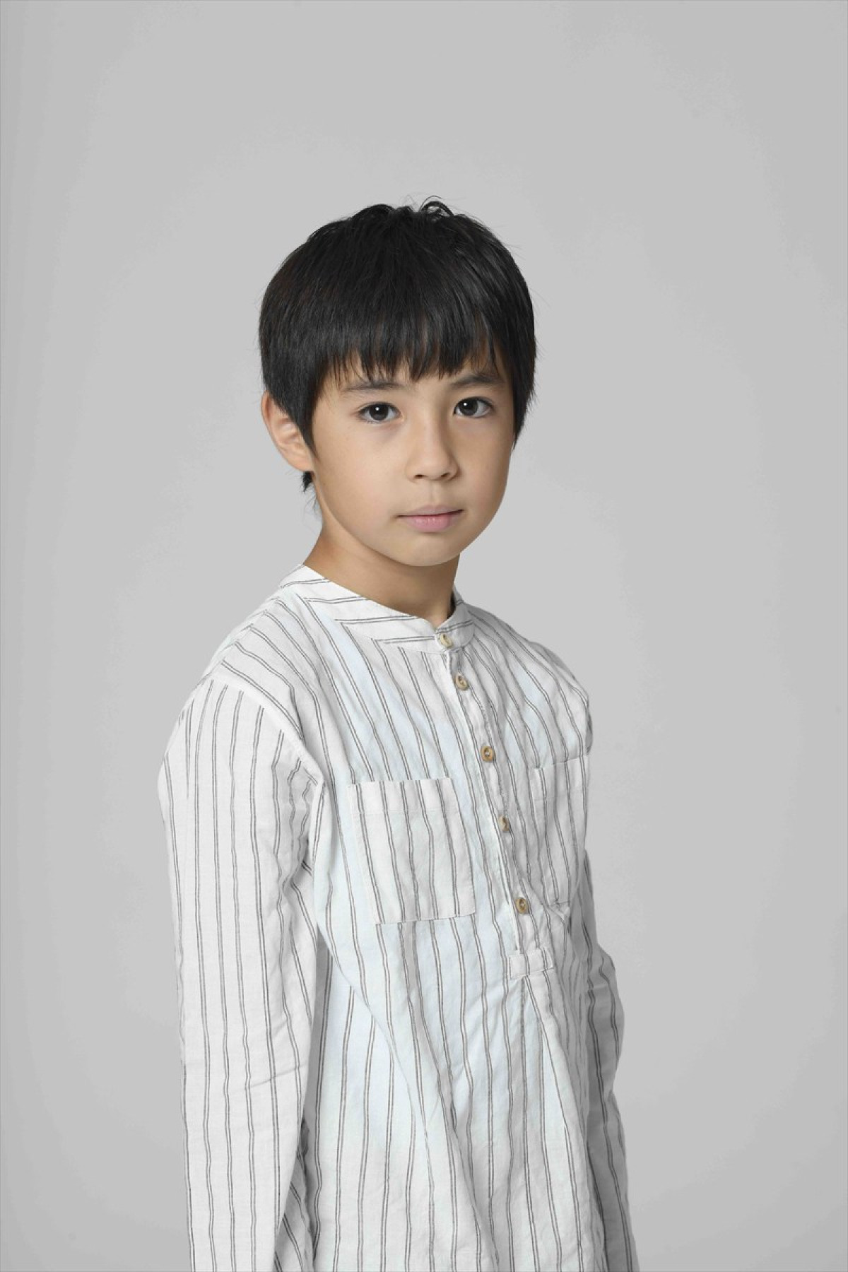 舘ひろし、藤井道人監督最新作で7年ぶり単独主演　『港のひかり』11.14公開決定　共演に尾上眞秀