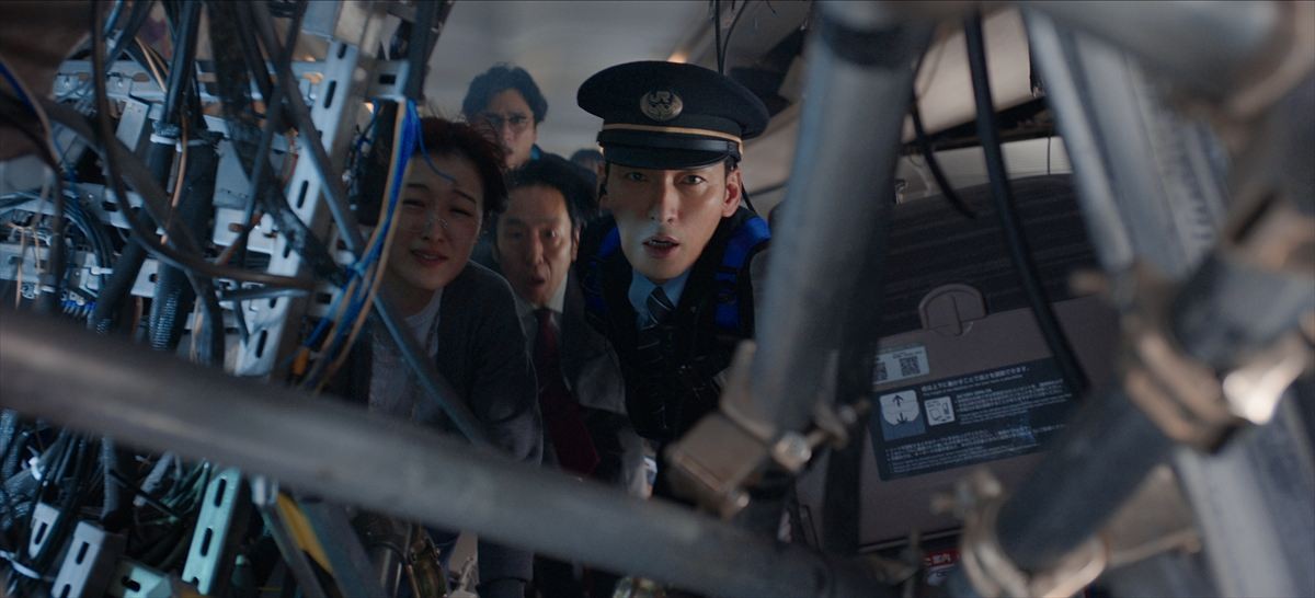 草なぎ剛主演『新幹線大爆破』本予告＆場面写真解禁！　日本中を巻き込む危機に立ち向かう