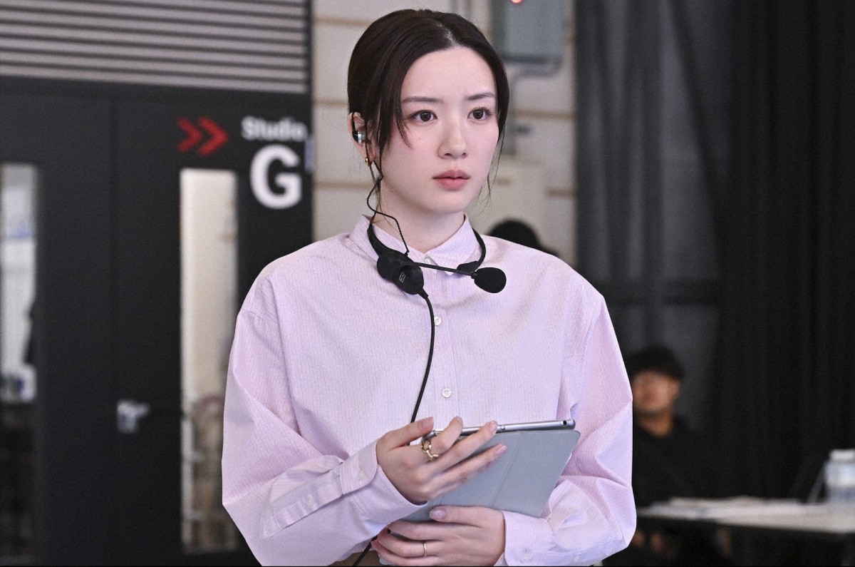 阿部寛が破天荒なキャスター役で日曜劇場に帰還！　社会派エンターテインメント『キャスター』今夜スタート