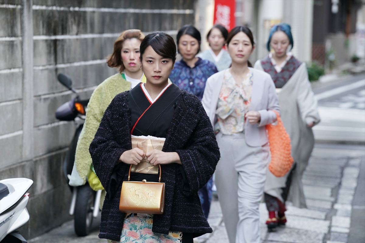 深川麻衣主演『ぶぶ漬けどうどす』クセ者キャラたちが京都で大騒動起こす!?　場面写真一挙解禁