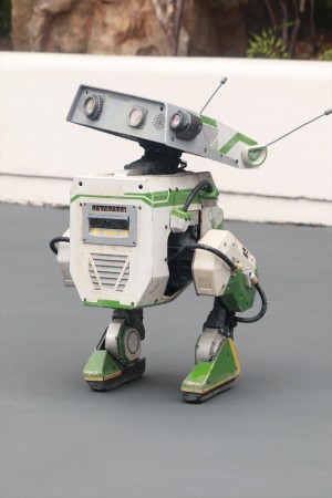 20250407_東京ディズニーランドにドロイド「BDX」が新登場！